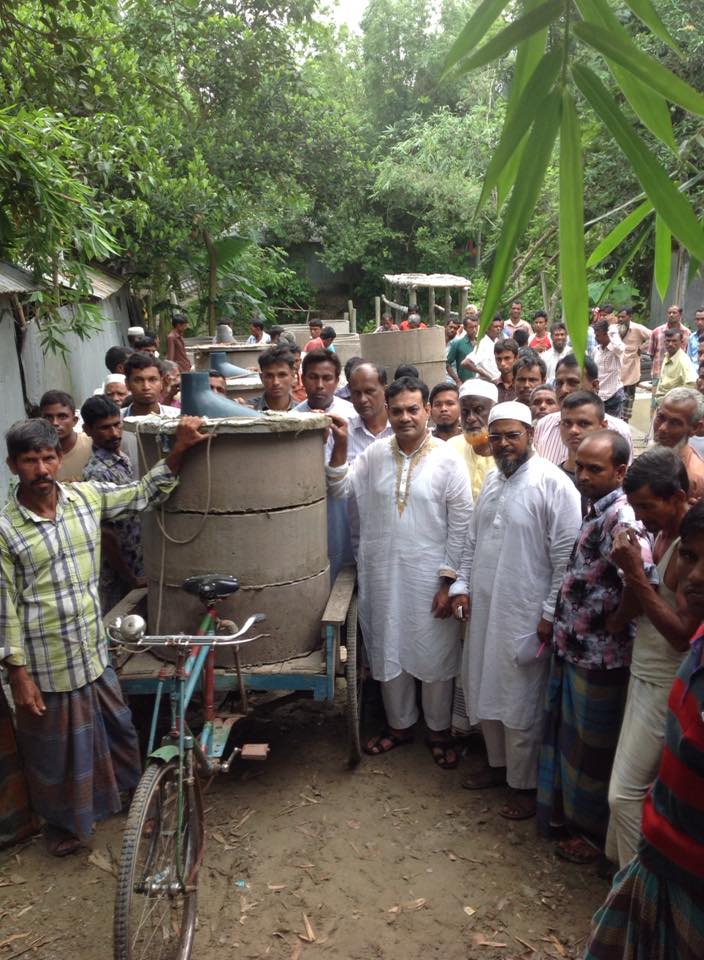 সোনাতলা উপজেলার তেকানীচুকাইনগর ইউনিয়নে এডিপির অর্থায়নে গরিব জনগনের মাঝে রিং স্লাব বিতরন