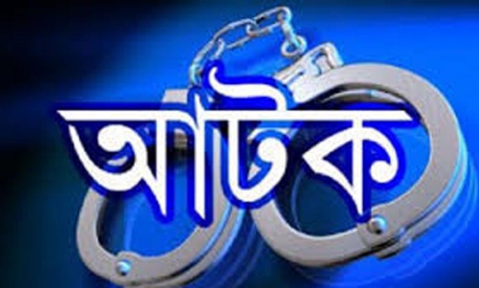 চিরিরবন্দরে ফেন্সিডিল ও চুয়ানীসহ ৩ মাদক ব্যবসায়ী আটক