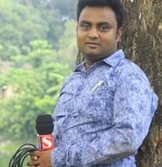 পুলিশের অপকর্ম দেখে ভিডিও করায় সাংবাদিকের নামে মিথ্যা মামলা