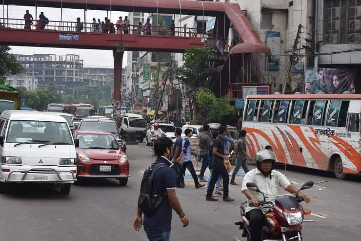 ব্যবহার নেই ফুট ওভারব্রিজের