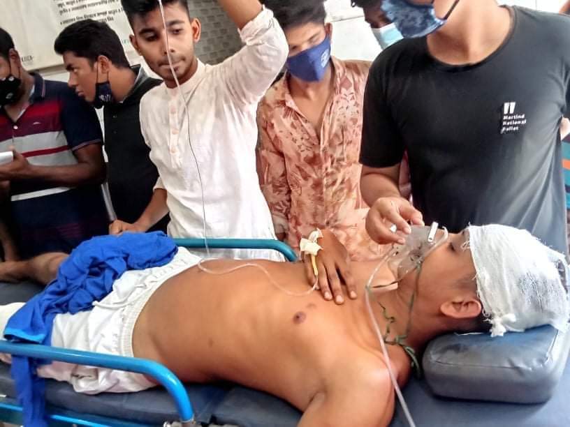 নড়াইলে ছাত্রলীগ ও বহিরাগত সংঘর্ষে আহত ৩ জন