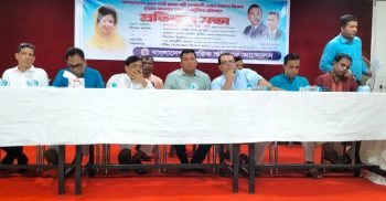 দেশের জনগণ রাস্তায় নামলে আওয়ামী লীগকে খুঁজে পাওয়া যাবে না – বরকত উল্লাহ বুলু
