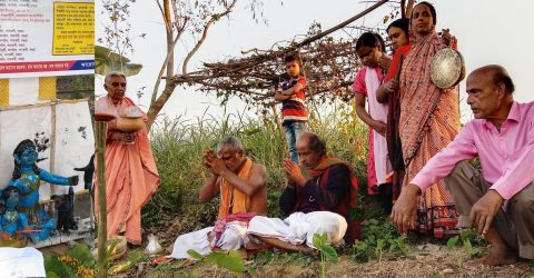 গাবতলীর কাগইলে সনাতন ধর্মালম্ভীদের যমপুজো অনুষ্ঠিত